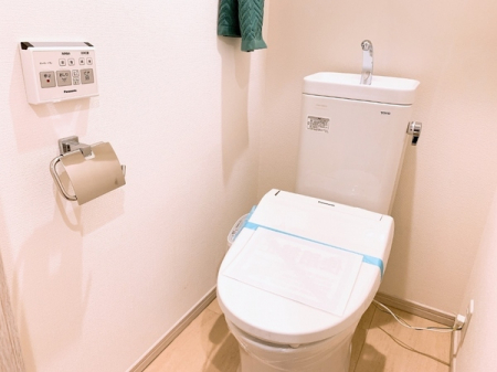 トイレ　快適な温水洗浄便座付