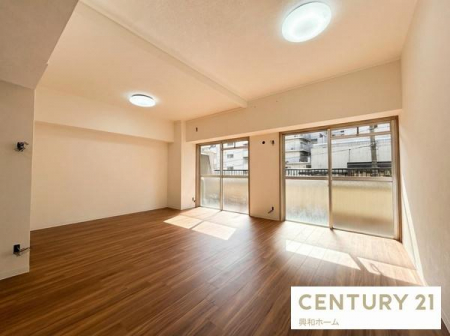 ���r���O�@���邢�z�˂����˂����ޓ����LDK�I�@���B�e�󋵂���H�ɂ��A���ۂ̐F���ƈقȂ�ꍇ������܂�