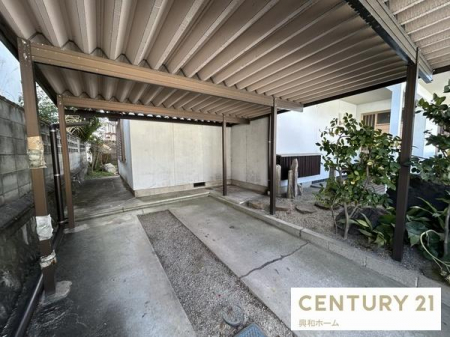 ���ԏ�@���ԏ�ɂ̓J�[�|�[�g�E�J�[�Q�[�g����I