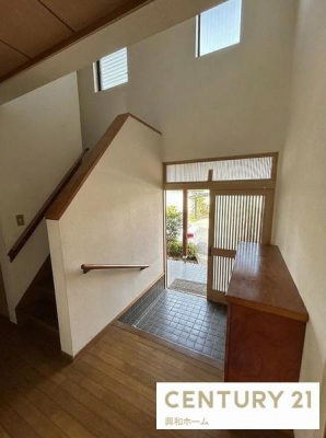 ���ց@��CG���H�ɂ��Ƌ�E�Ɠd���������Ă��܂�