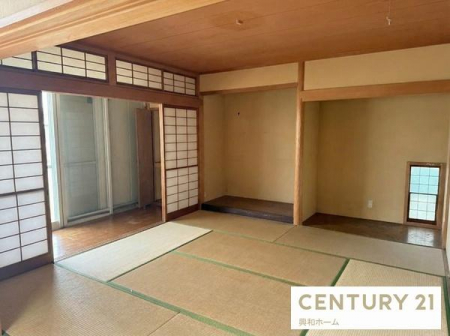 �a���@�y1F�a��8���z�a����L���ȂǁA���������̂����Ԃ������Ă��܂��B