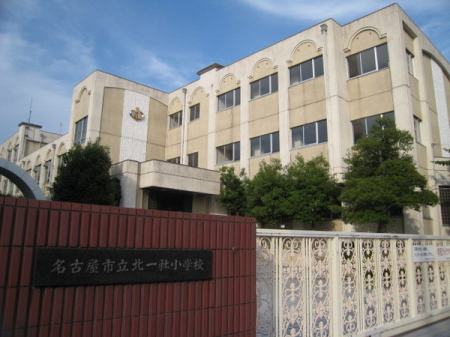 ���ӊ��@-