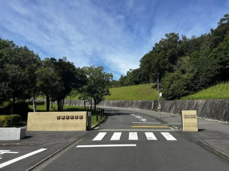 ���ӊ��@-