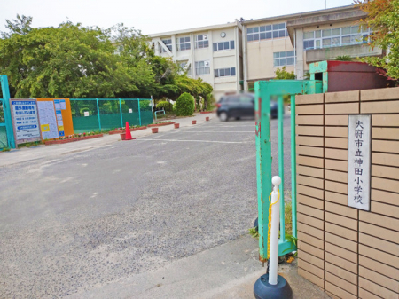 ���ӊ��@-