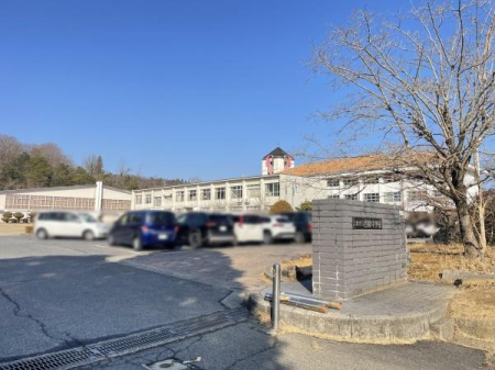 ���ӊ��@-