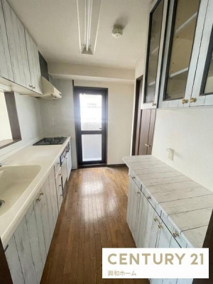 �L�b�`���@���f�ڎʐ^�́A�����̉Ƌ�E�Ɠd�E�c�u����AI�Z�p�ɂ��ꕔ���H�E���������C���[�W�摜�ł��B���ۂ̎����ɂ͉ו����������܂��B