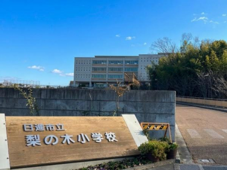 ���ӊ��@-