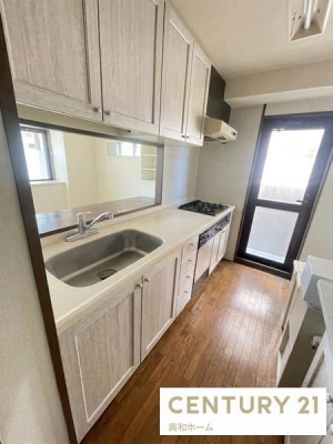 �L�b�`���@���f�ڎʐ^�́A�����̉Ƌ�E�Ɠd�E�c�u����AI�Z�p�ɂ��ꕔ���H�E���������C���[�W�摜�ł��B���ۂ̎����ɂ͉ו����������܂��B