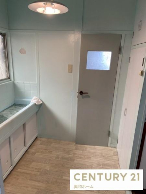 ���ʑ�E���ʏ��@�A�N�Z���g�ɂȂ��Ă���^�C������̃f�U�C������Ԃɉ��炵���Ƃ�����ꂳ���v���X���Ă��܂��B