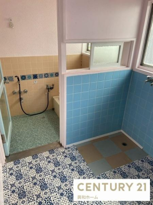 ���ʑ�E���ʏ��@�������̃^�C������╿���̏����A���B���e�[�W���̂��邨�����ȋ�Ԃ����o���Ă��܂��B