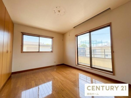 �m���@�y�쑤�m����6.75���z���B�e�󋵂���H�ɂ��A���ۂ̐F���ƈقȂ�ꍇ������܂�