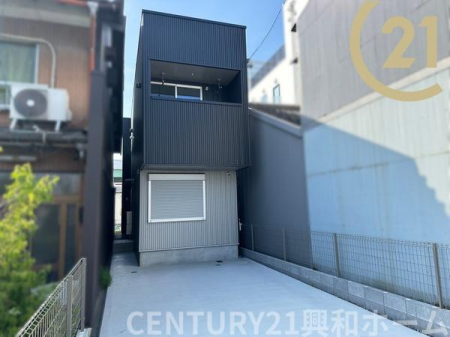 ���n�O�ώʐ^�@�y���i�z2880���~���y�n�ʐρF103.66�������[�g���i31.35�؁j�������ʐρF79.19�������[�g���i23.95�؁j���Ԏ�F3LDK���z�N���F2023�N3��