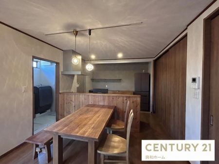 �L�b�`���@���f�ڎʐ^�̈ꕔ�́A�����̉Ƌ�E�Ɠd�E�c�u����AI�Z�p�ɂ����������C���[�W�摜�ł��B���ۂ̎����ɂ͉ו����������܂��B